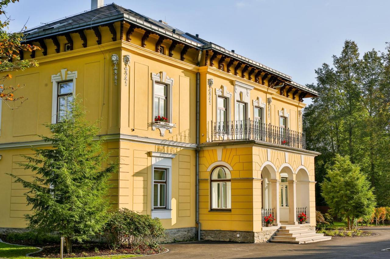 Villa Aurelie Velke Losiny Ngoại thất bức ảnh